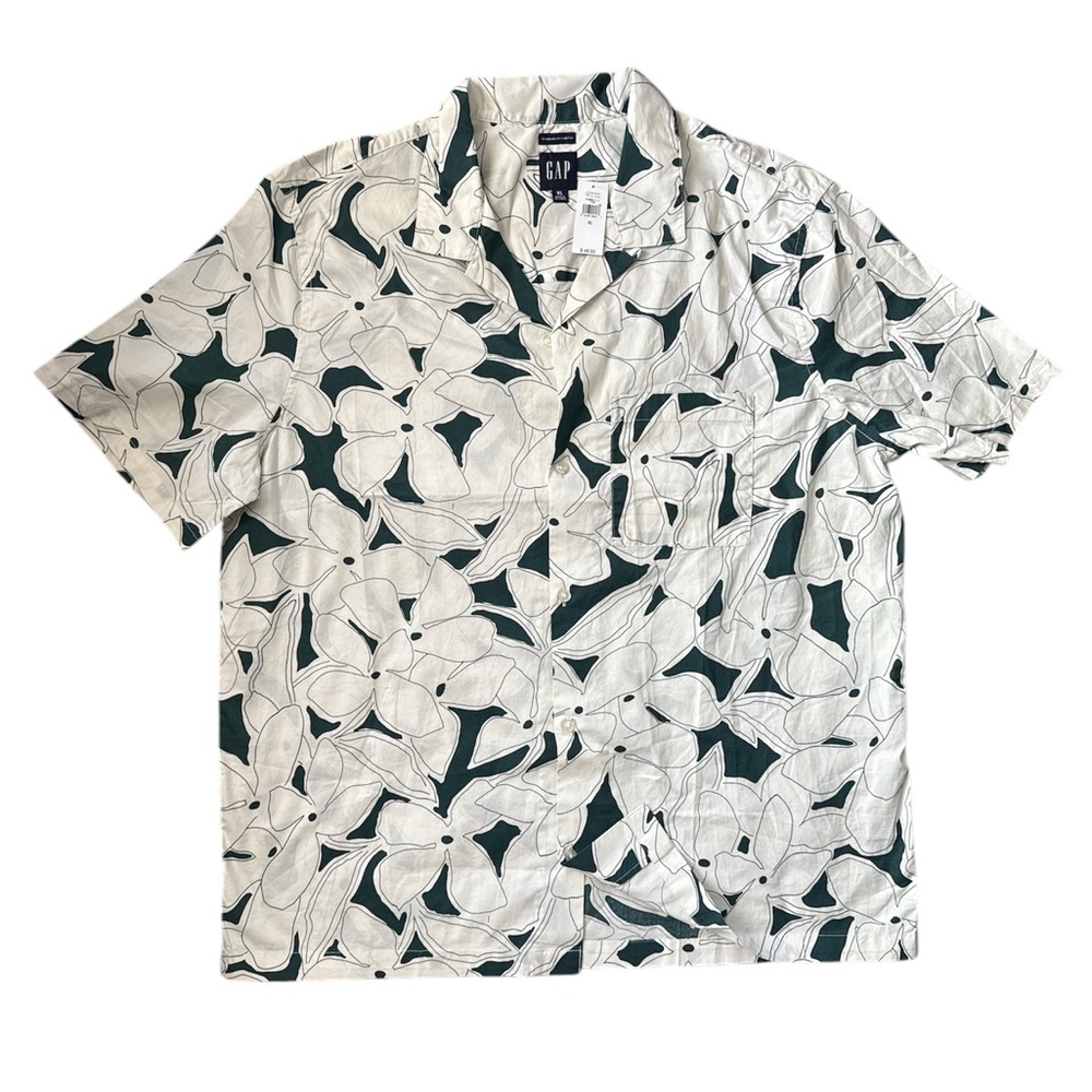 GAP Men's Floral Short Sleeve Shirt - White and Green